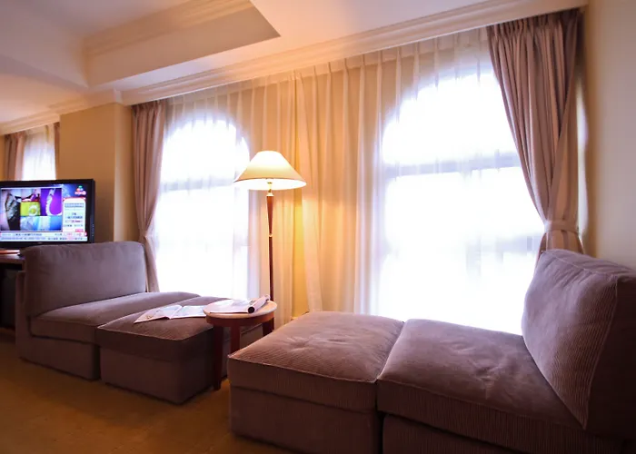 Grand Boss Hotel