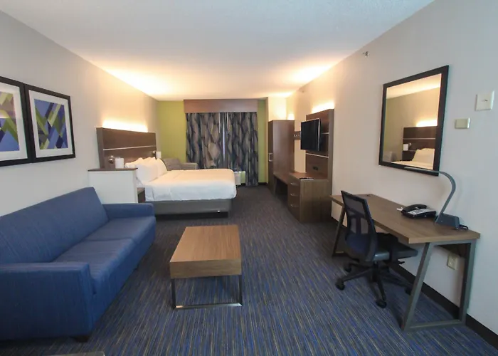 Holiday Inn Express Hotel & Suites Charleston - North By Ihg