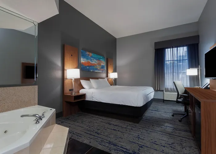Sleep Inn & Suites St Petersburg Gateway