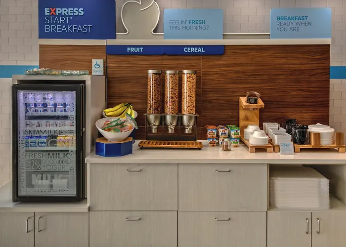 Holiday Inn Express & Suites Cookeville By Ihg