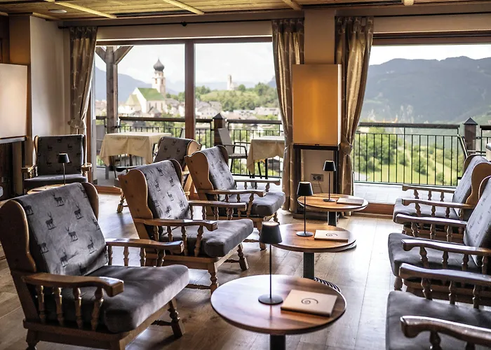 Hotel Emmy - five elements