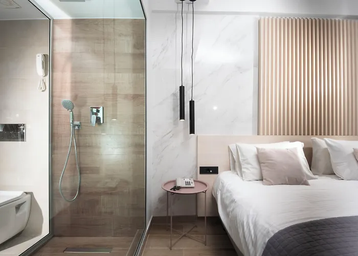Athena Hotel