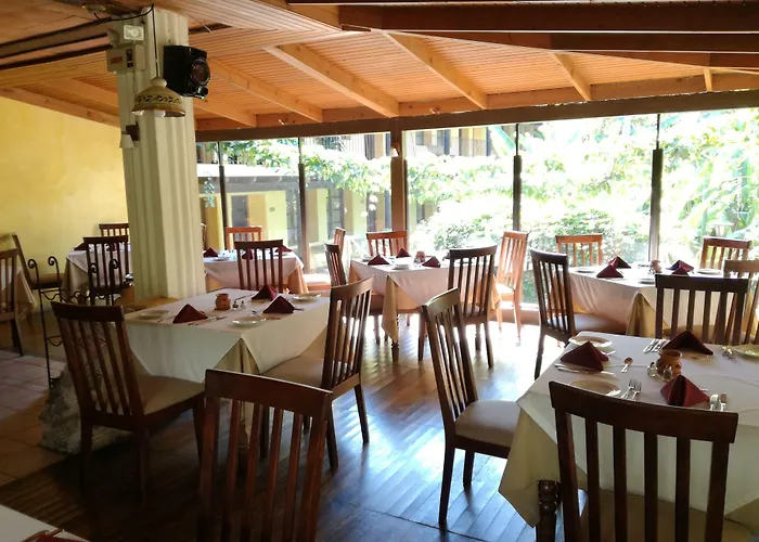 Hotel Las Farolas