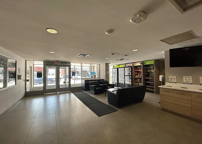 Residence & Conference Centre - Brampton