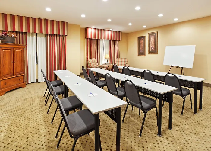 Holiday Inn Express And Suites Pikeville By Ihg