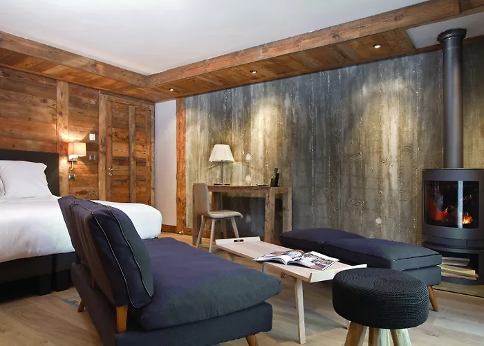 Chalet-Hôtel La Marmotte, La Tapiaz&SPA, The Originals Relais (Hotel-Chalet de Tradition)