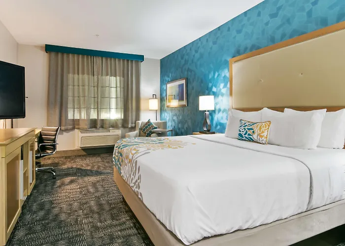 Best Western Plus Houston Atascocita Inn & Suites