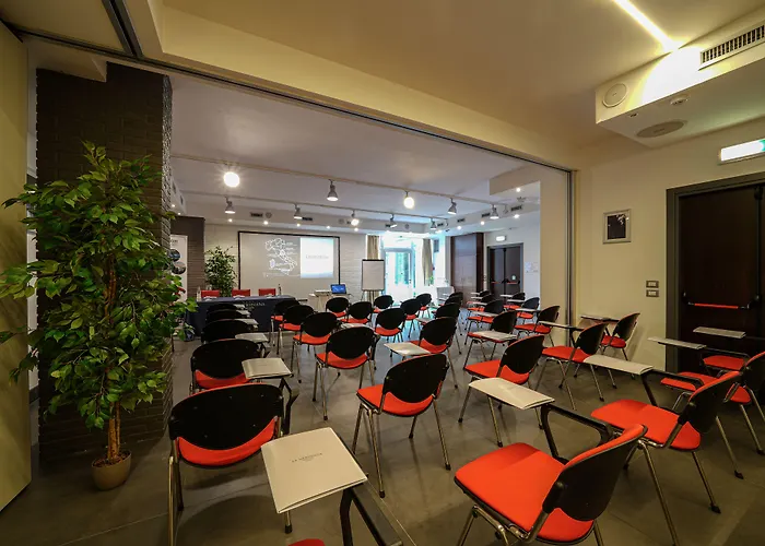 La Meridiana Bleisure Hotel