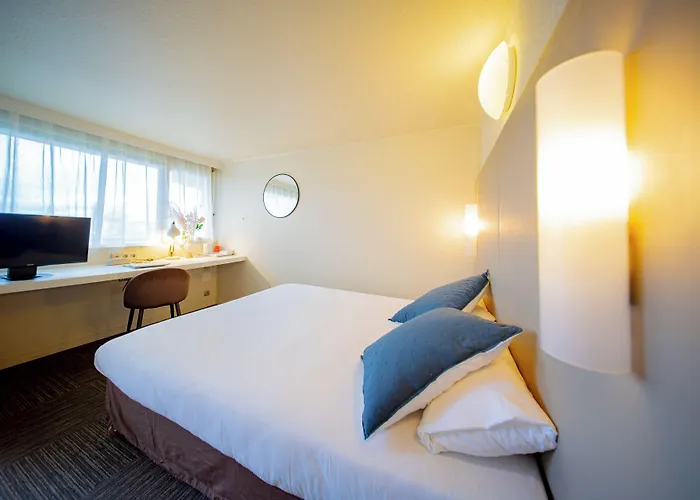 Brit hôtel confort Ampaline Périgueux est