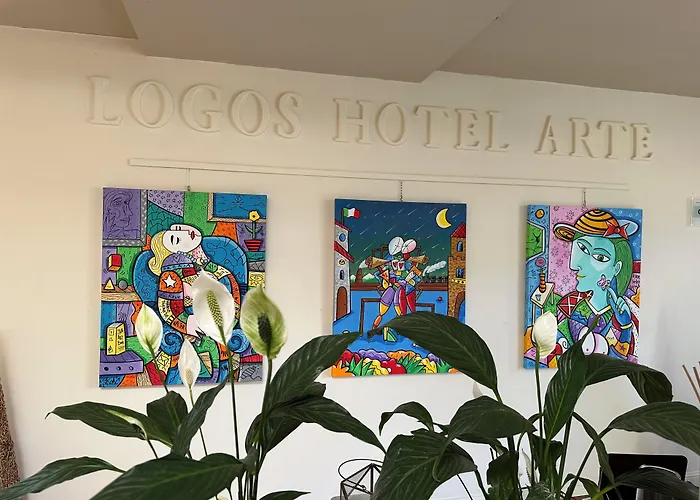 Jr Resort Logos Forte Dei Marmi