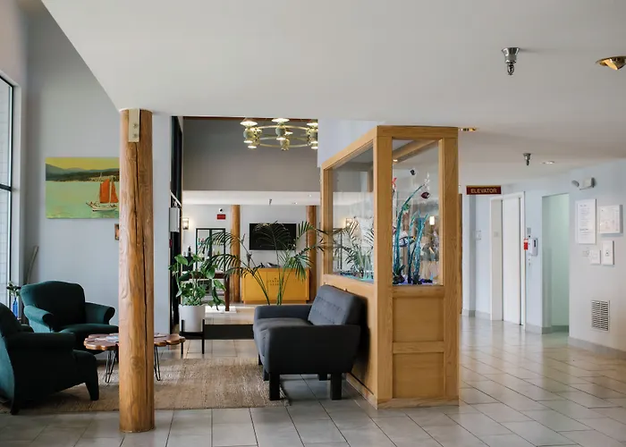 Friday Harbor Suites