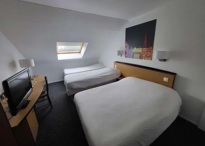 Kyriad Tarbes Bastillac