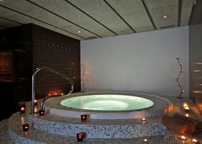 Magnolia Hotel - Adults Only