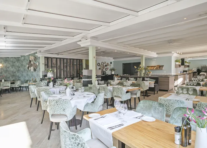 Van Der Valk Hotel Barcarola