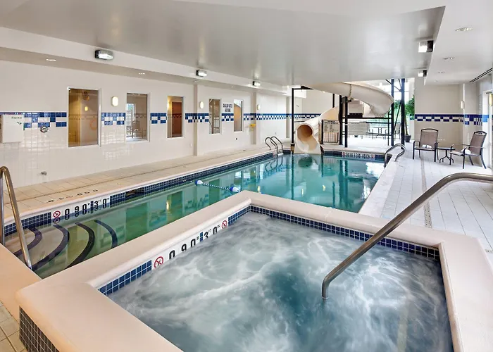 Fairfield Inn & Suites By Marriott Toronto Brampton