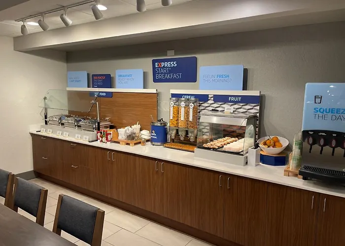Holiday Inn Express Fort Lauderdale North - Executive Airport By Ihg
