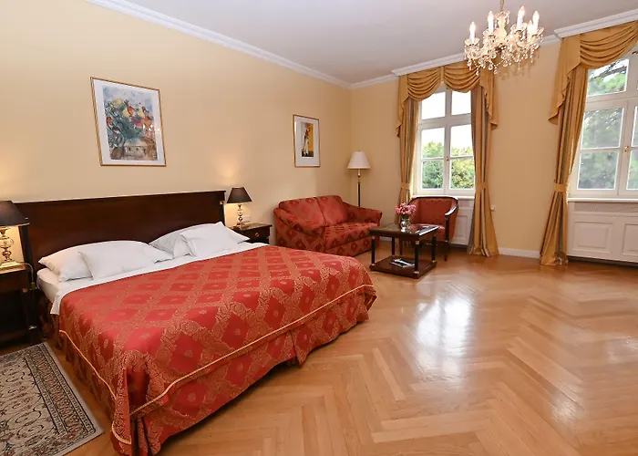 Castle Hotel Grof Degenfeld