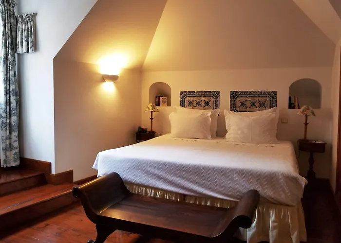 Lawrences Hotel