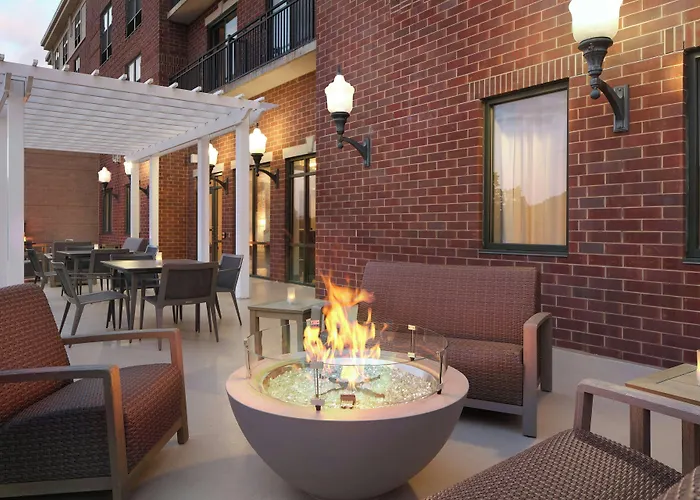 Courtyard By Marriott Saratoga Springs