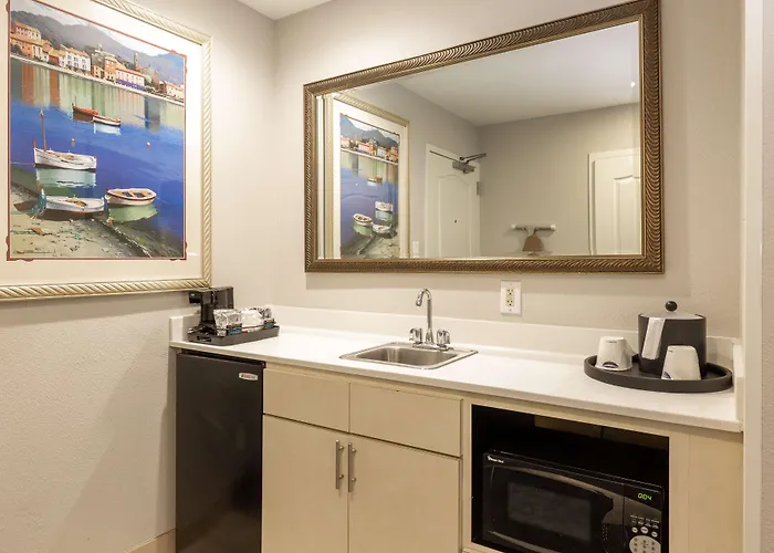 Hampton Inn & Suites Jacksonville Deerwood Park