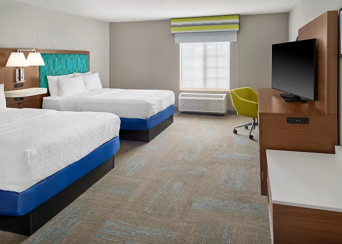 Hampton Inn Kansas City The Legends