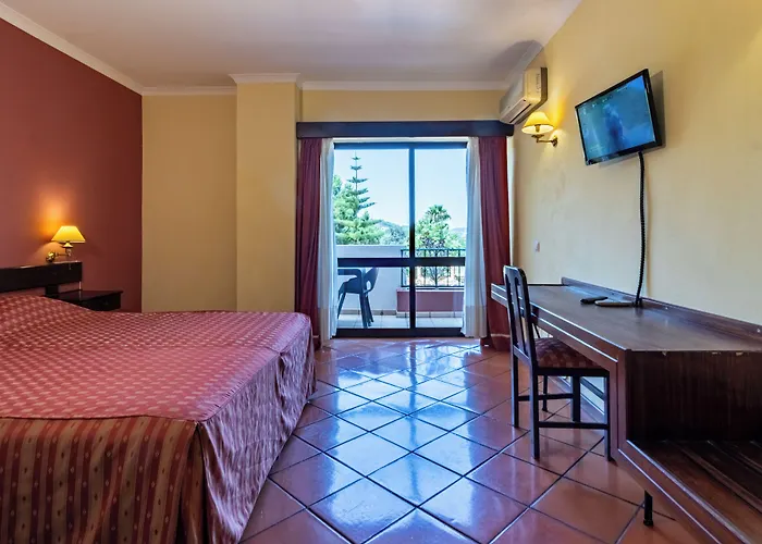 Hotel Colina Dos Mouros