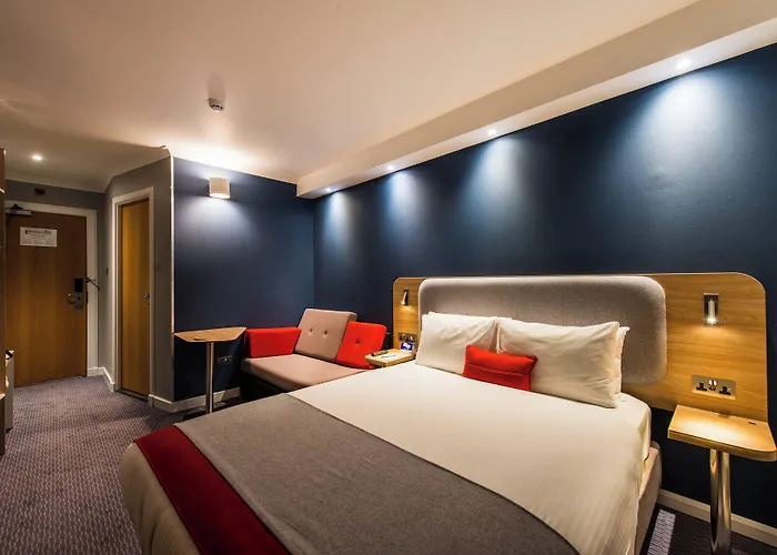 Holiday Inn Express Strathclyde Park M74, Jct 5 By Ihg