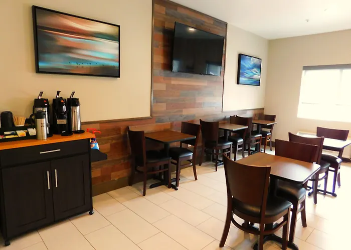 Island Suites