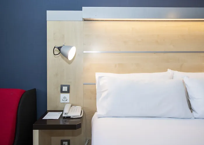 Holiday Inn Express Barcelona - Montmelo By Ihg
