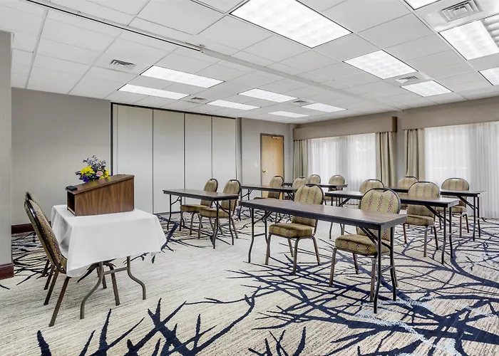 Best Western Plus River Escape Sylva / Dillsboro