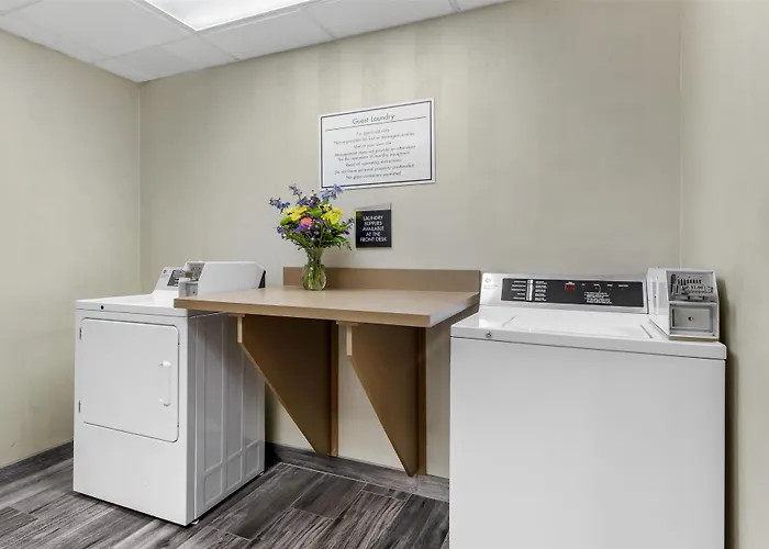 Best Western Plus River Escape Sylva / Dillsboro