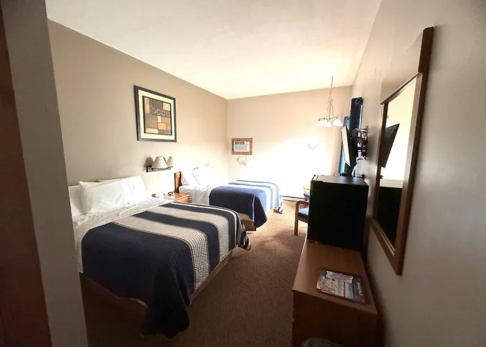 Lake Ontario Motel & Inn
