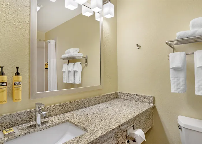 Best Western Plus Executive Hotel & Suites