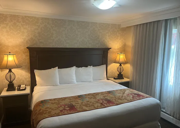 Arbutus Inn
