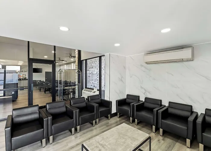 Surestay By Best Western Phoenix Airport