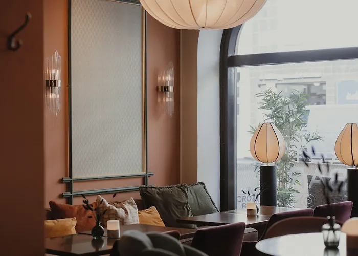 Home Hotel Drott