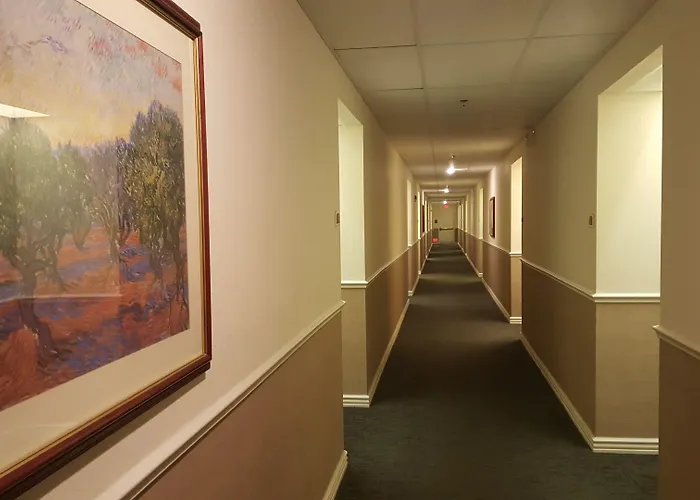 Baymont By Wyndham Wichita East