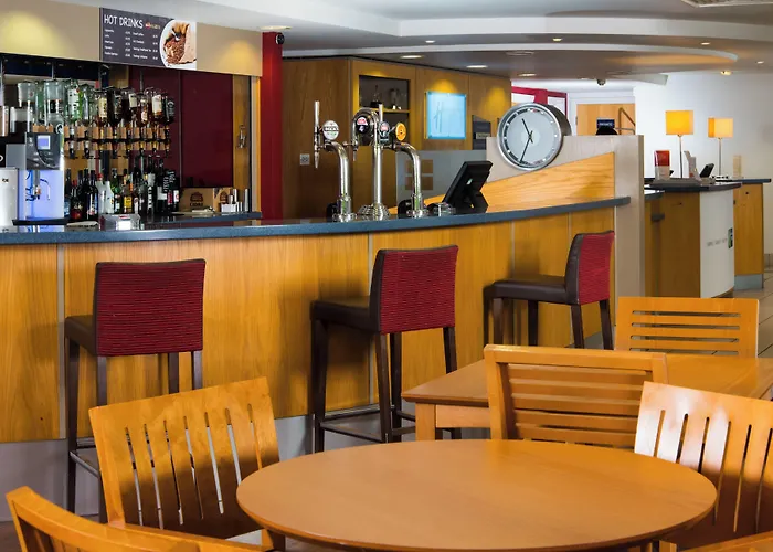 Holiday Inn Express Swansea East By Ihg