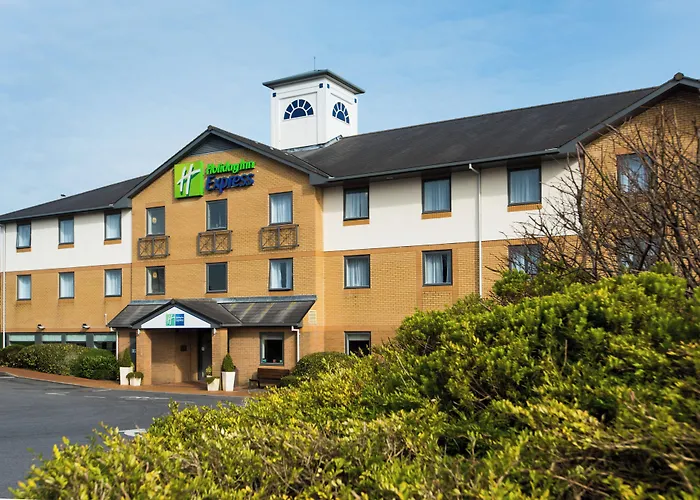 Holiday Inn Express Swansea East By Ihg