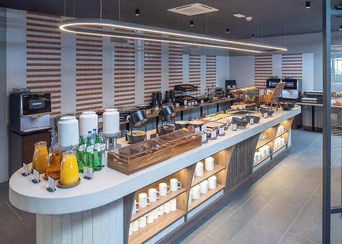 Holiday Inn Express&Suites Lisbon - Príncipe Real by IHG