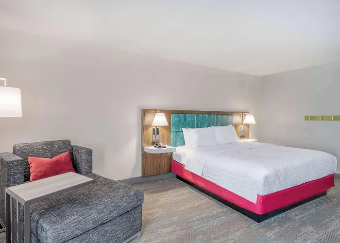 Hampton Inn New Philadelphia
