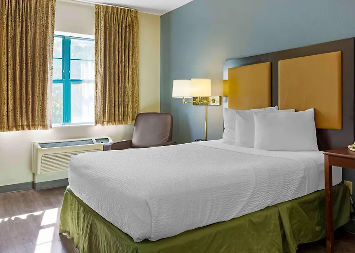 Extended Stay America Select Suites - Hartford - Manchester