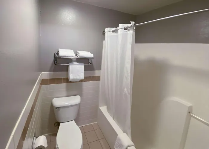 Motel 6 Norway Mi