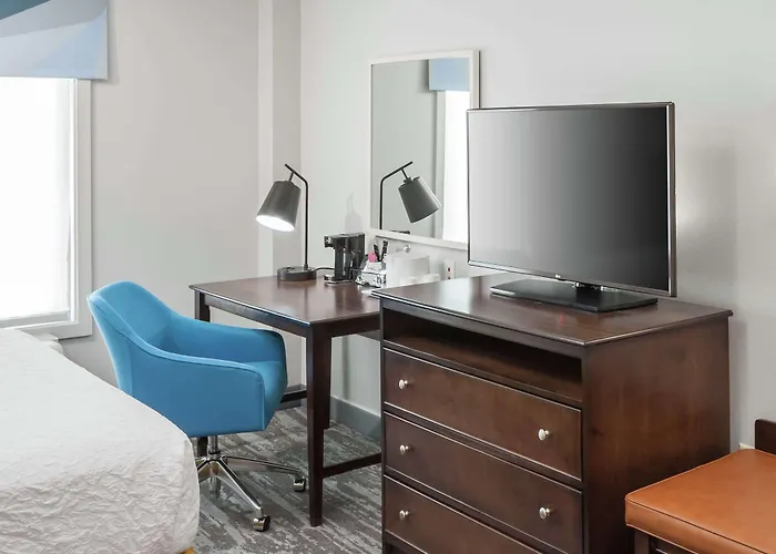 Hampton Inn & Suites Miami-Doral Dolphin Mall