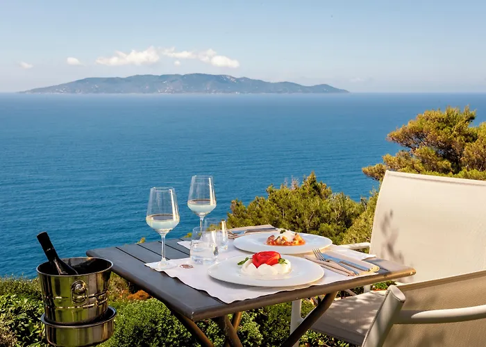 Boutique Hotel Torre Di Cala Piccola