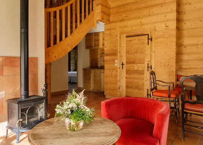 La Verniaz Et Ses Chalets
