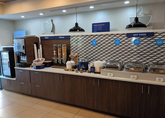 Holiday Inn Express & Suites Charlotte-Concord-I-85 By Ihg