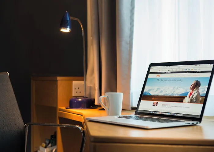 Holiday Inn Express East Midlands Airport By Ihg