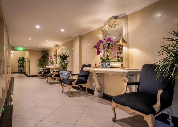 Beverly Hills Plaza Hotel & Spa