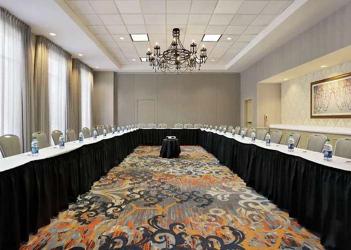 Hilton Garden Inn New Orleans Convention Center
